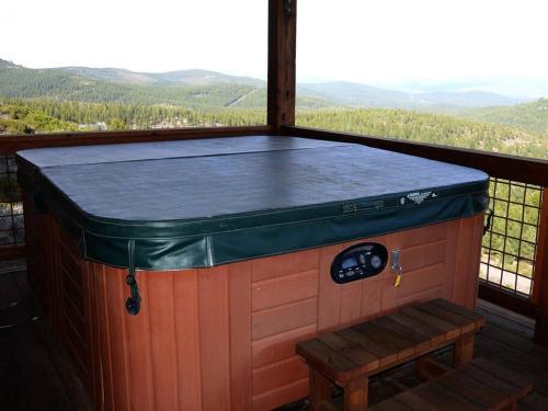 5bds/4.5baths & Incredible view – Photos 3