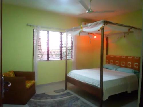 Cama o camas de una habitación en Kokrobitey Apartments-GAL