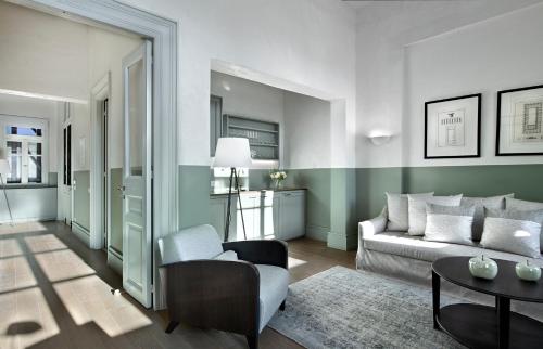 Area soggiorno di ATHINAIDOS QUARTERS by K&K