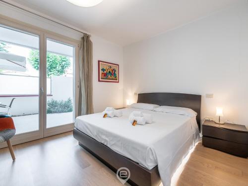 Säng eller sängar i ett rum på Fresh & Cozy Apartment - Wonderful Pula