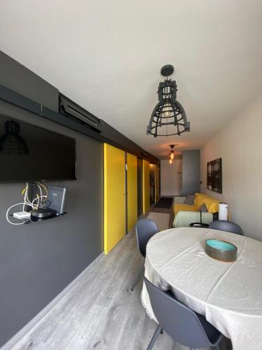 Casa Anibal 3 bedrooms 2 bathrooms, artistic,Central, affordable
