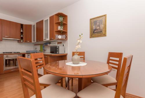Gallery image of Apartments Sweetest Thing in Makarska