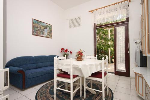 Posezení v ubytování Apartments by the sea Biograd na Moru, Biograd - 858