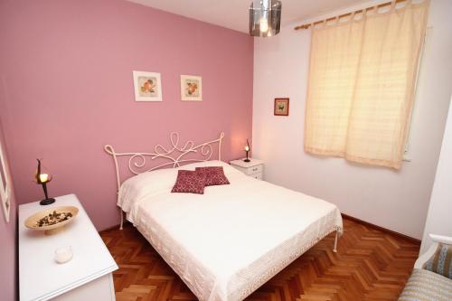 Apartments by the sea Mastrinka, Ciovo - 1005