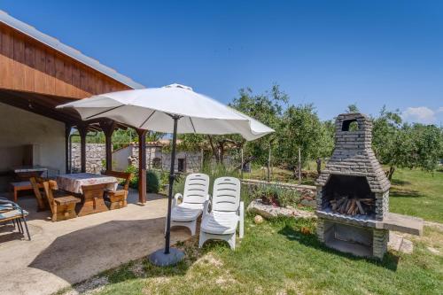 Apartments with parking space Punta kriza, Cres - 867