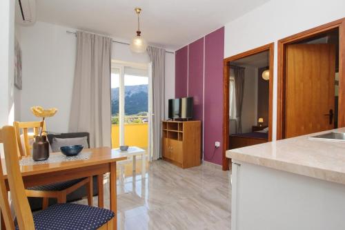 Apartments with parking space Baska, Krk - 18716