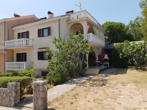 Apartments with parking space Silo, Krk - 18754