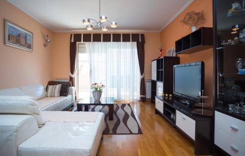 Apartments with parking space Zadar - 18809