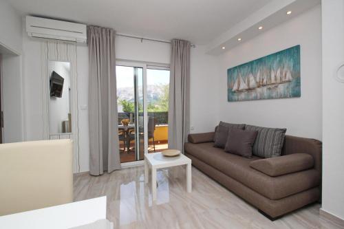 Apartments with parking space Baska - Krk - 18793