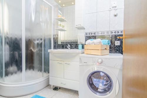 Family-friendly apartments with swimming pool Okrug Gornji, Ciovo - 18827