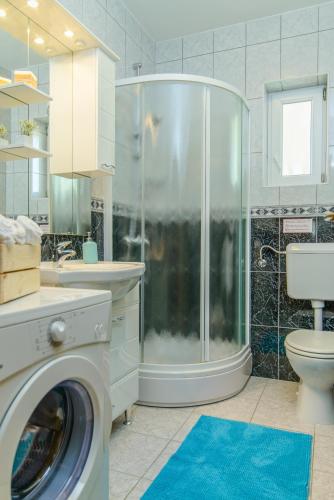 Family-friendly apartments with swimming pool Okrug Gornji, Ciovo - 18827