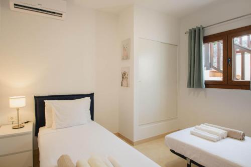 Stylish 6 Bedroom Villa Princesa - Heated Pool - Near Beach & Waterparks