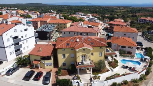 Budova, v ktorej sa apartmán nachádza