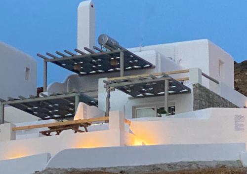 Το κτήριο όπου στεγάζεται  η βίλα