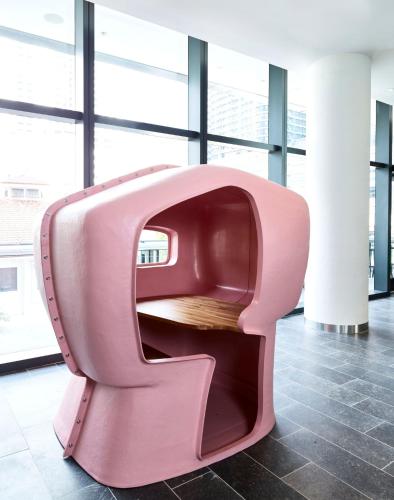 Un lugar para sentarse en citizenM Miami Brickell