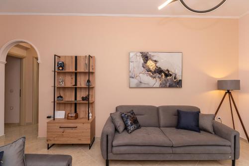 Area soggiorno di Zoes Luxury Apartment Corfu