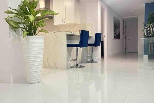 Stylish Retreat Heated Pool Basketball Game Room L41にあるシーティングエリア