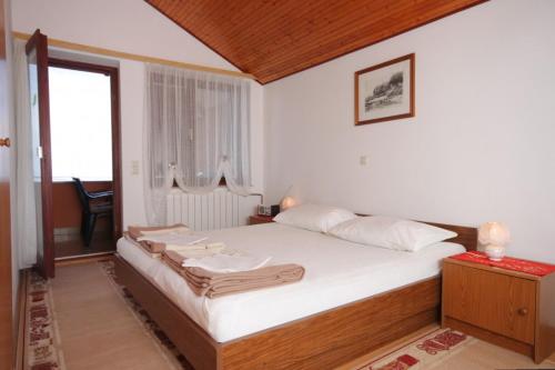 Apartments by the sea Mali Losinj (Losinj) - 3483