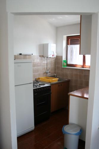 Apartments by the sea Rogoznica - 1115