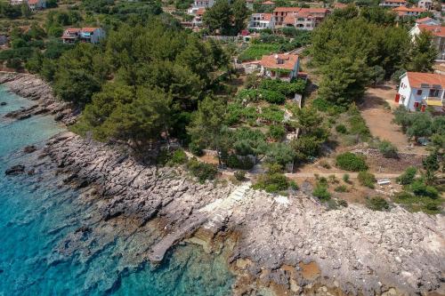 Apartments by the sea Zavala, Hvar - 2061
