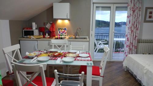 Apartments by the sea Plat, Dubrovnik - 2136