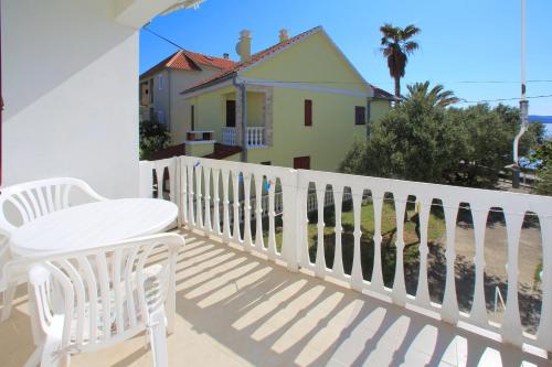Apartments by the sea Bibinje, Zadar - 4197