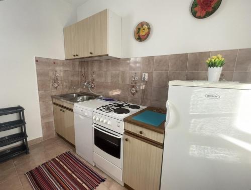 Apartments by the sea Stara Novalja, Pag - 4144