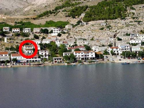 Zdjęcie z galerii obiektu Apartment Metajna 4150c w mieście Metajna