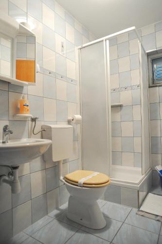 Apartments with swimming pool Caska, Pag - 4109
