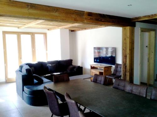 Duplex 5 pièces, 10 pers, sud, animaux admis, parking privé - FR-1-263-511