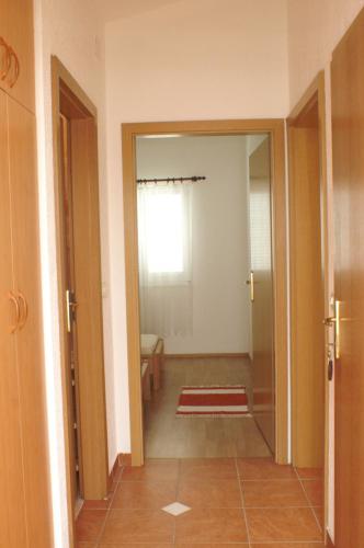 Apartments by the sea Razanj, Rogoznica - 4185