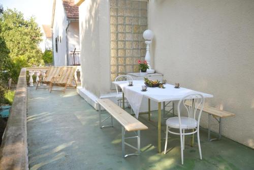 Apartments with parking space Vodice - 4180