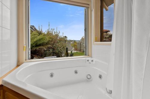 Fotografie z fotogalerie ubytování Forty South Cottage - A Secluded Waterside Getaway v destinaci Lindisfarne