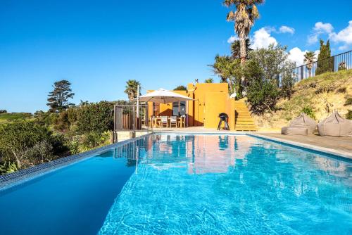 Φωτογραφία από το άλμπουμ του The Villino at Cypress Ridge Estate - Stay Waiheke σε Onetangi