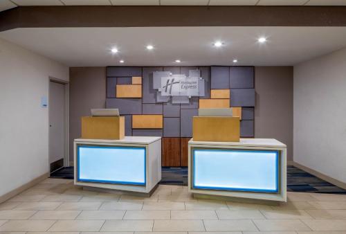 Holiday Inn Express New Orleans Downtown, an IHG Hotel Image