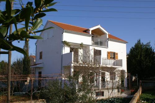 Apartments with parking space Biograd na Moru, Biograd - 4303