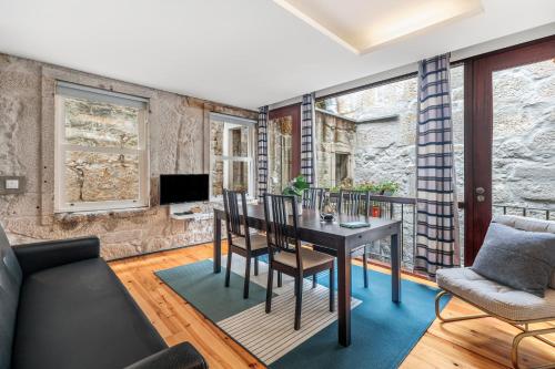 OX Apartments B Places