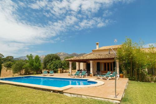 Villa Punta Colet