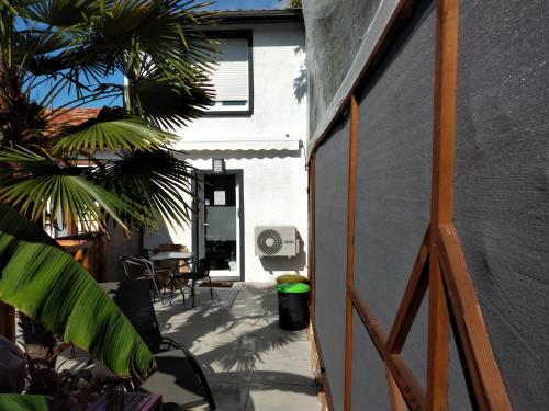 Logement entier, proche hyper centre, 2 étoiles SANS SPA