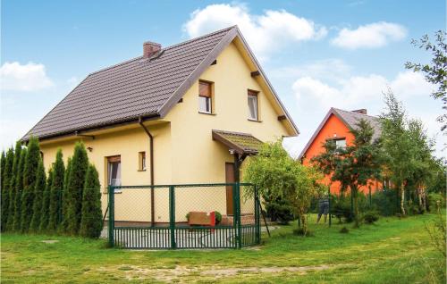 2 Bedroom Beautiful Home In Nowecin