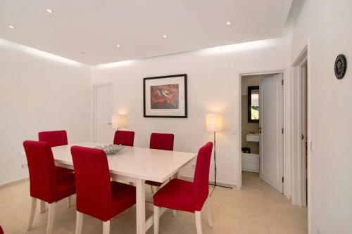 Posezení v ubytování Large apartment in Vale do Lobo