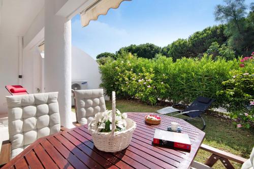Zahrada ubytování Large apartment in Vale do Lobo