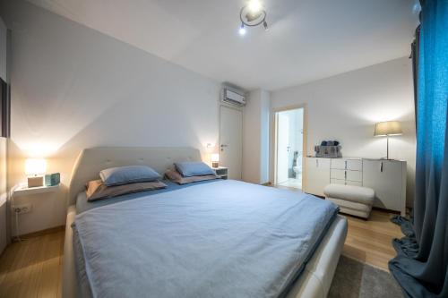 2 Bathrooms, Free Parking Spot, Prt Sea View
