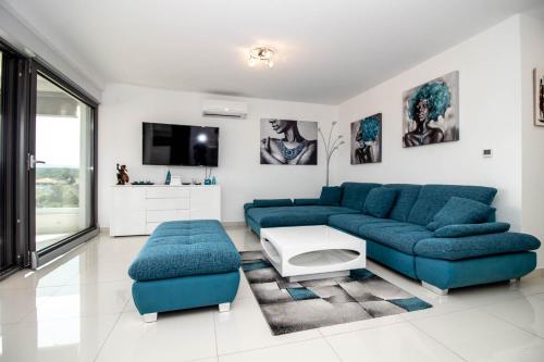 Ruang duduk di Luxury Apartment Luna