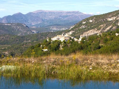 Φυσικό τοπίο κοντά σε αυτή η παραθεριστική κατοικία