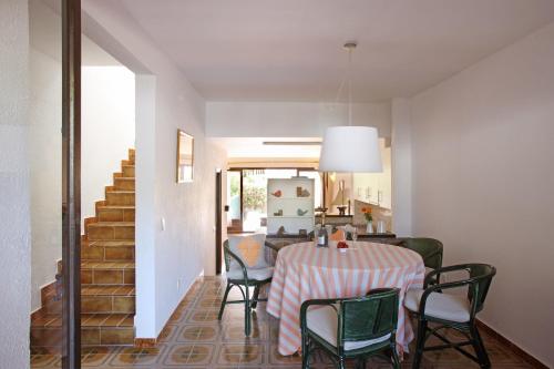 Posedenie v ubytovaní Casa adosada en Pals Playa by Apartaments Golf