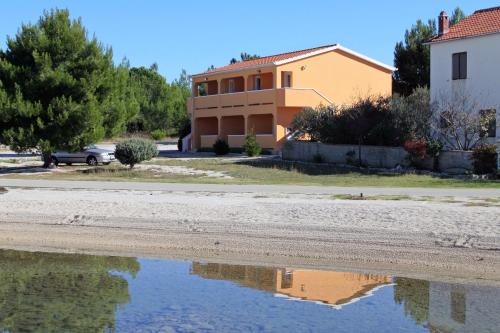 Apartments by the sea Vrsi - Mulo, Zadar - 5844