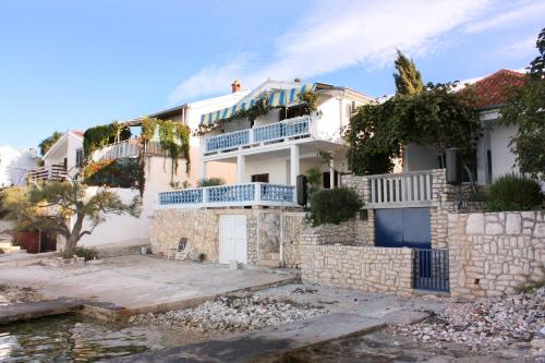 Apartments by the sea Bibinje, Zadar - 5758