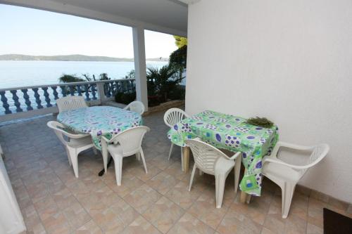 Apartments by the sea Bibinje, Zadar - 5758