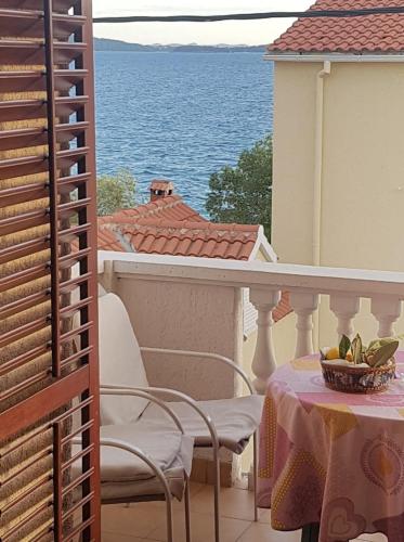Apartments by the sea Bibinje, Zadar - 5769